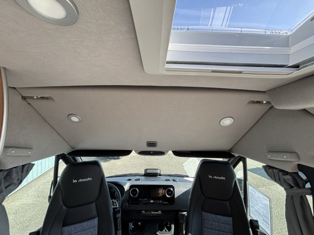 La Strada Regent S - Photo 19