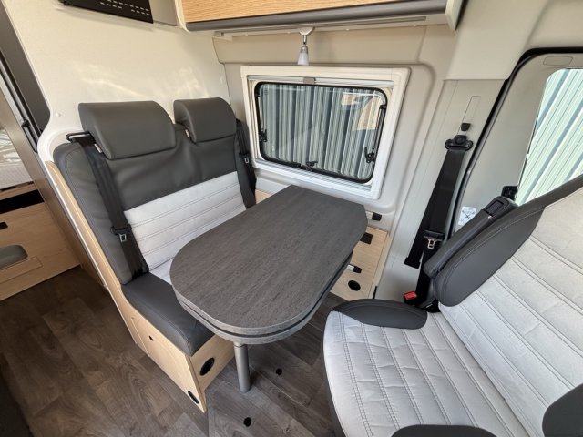 Sunlight Cliff 600 X 600X - Photo 12