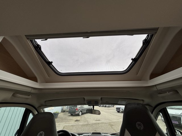 Sunlight T 66 S Adventure T66S EDITION - Photo 12