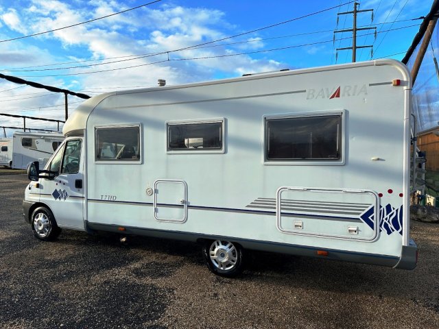 Bavaria T7 Fd - Photo 3