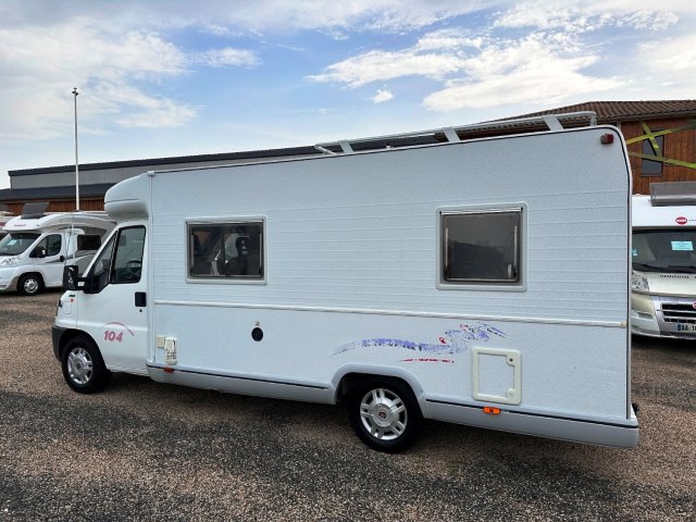 Challenger 104 - Photo 3