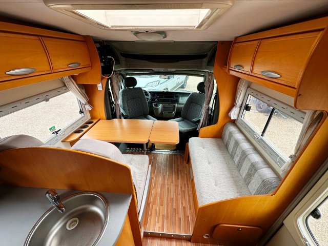 CI Riviera 95 P - Photo 4