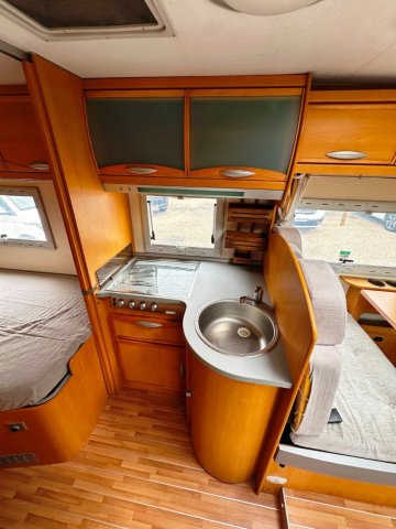 CI Riviera 95 P - Photo 6