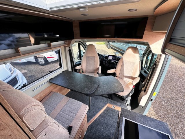 La Strada Avanti L - Photo 5