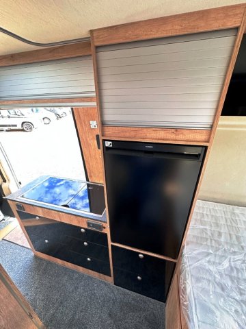 La Strada Avanti L - Photo 8