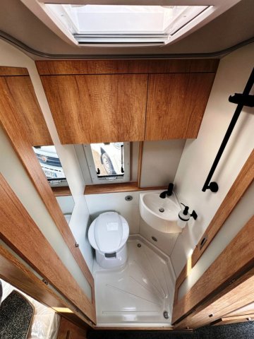 La Strada Avanti L - Photo 9