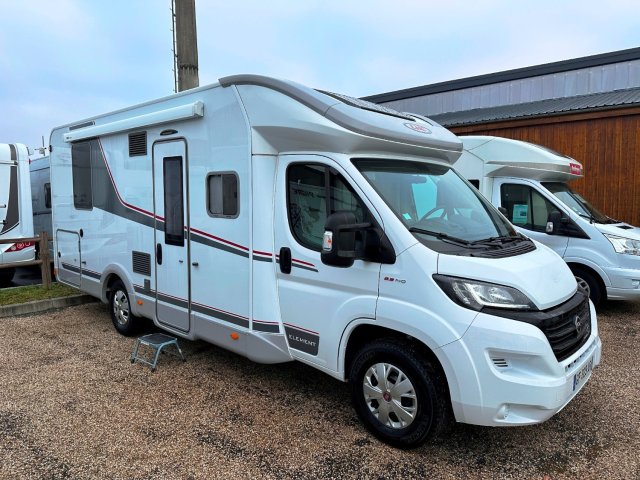 LMC Element T 748 Occasion