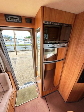 Niesmann+Bischoff Arto 69 L - Photo 6