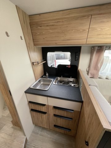 Bavaria Initial I690C Style INTEGRAL I 690 C - Photo 5