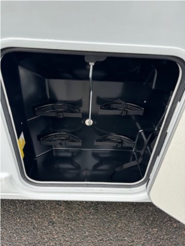 Bavaria Initial I720FC Nomade Plus INTEGRAL I720 + - Photo 12