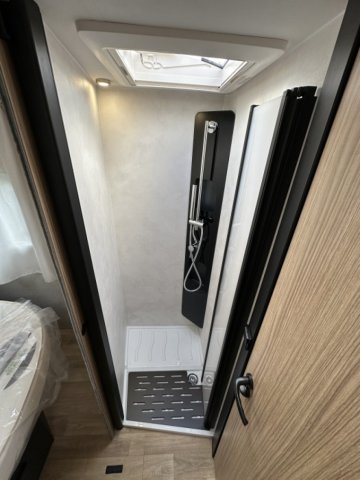 Bavaria Initial I740FC Nomade I 740 FC - Photo 6