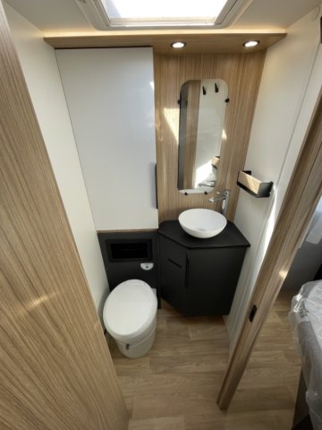 Bavaria Initial I740FC Nomade I 740 FC - Photo 5