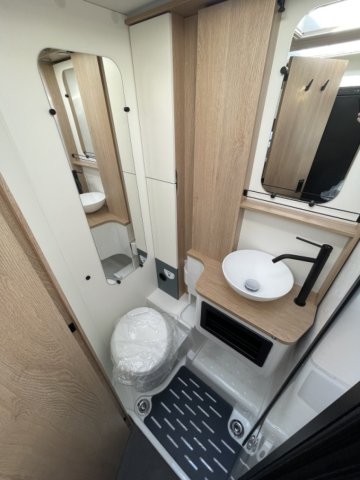 Bavaria Qwest Q 690 GJ - Photo 6