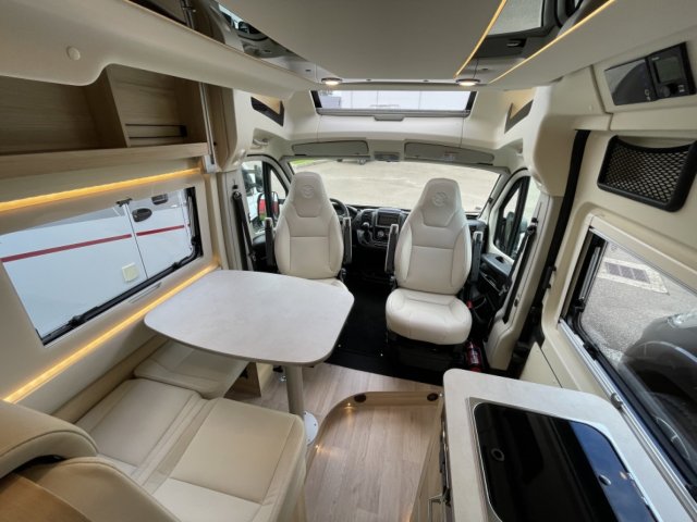 Campereve Camper Van XL PREMIUM CAMPERVAN LIMITED - Photo 2