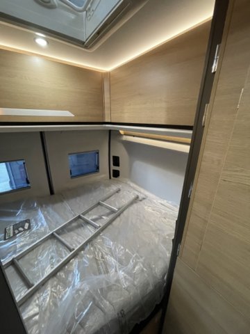 Campereve Camper Van XL PREMIUM CAMPERVAN SAPHIR - Photo 9