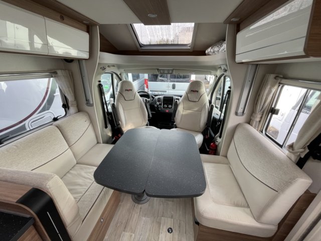 Pilote P 746 FGJ Sensation - Photo 2