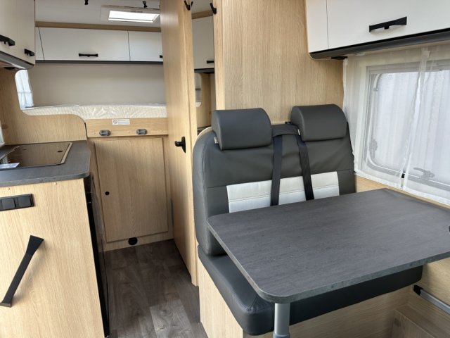 Sunlight V 60 Adventure Edition VANS - Photo 3