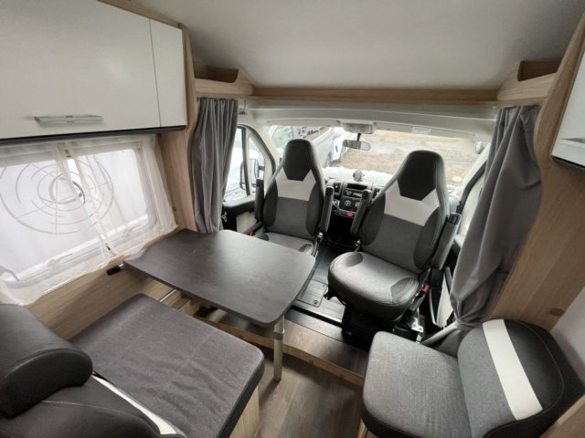 Sunlight V 60 VAN - Photo 2