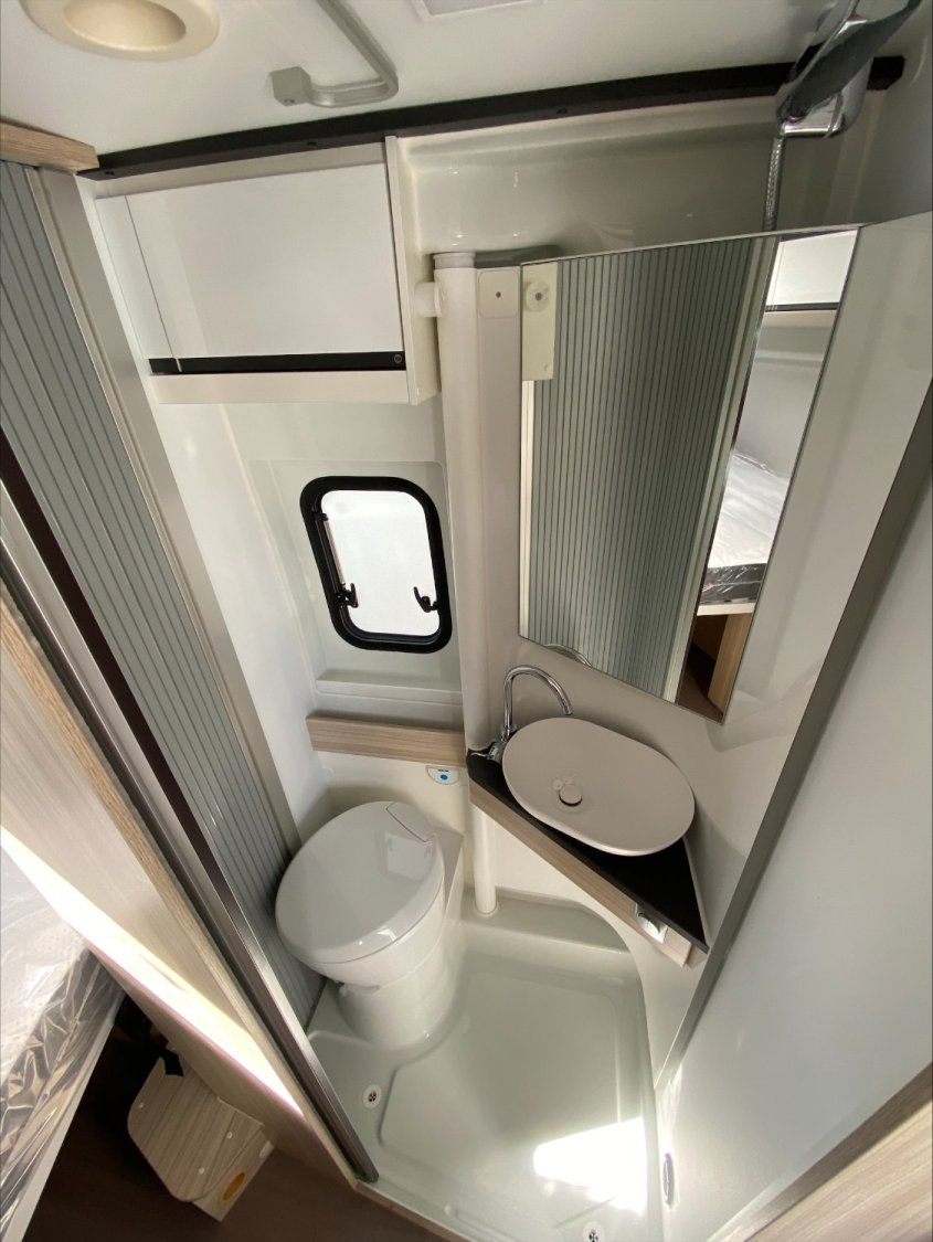 Adria Twin 600 SP PLUS  SPB 