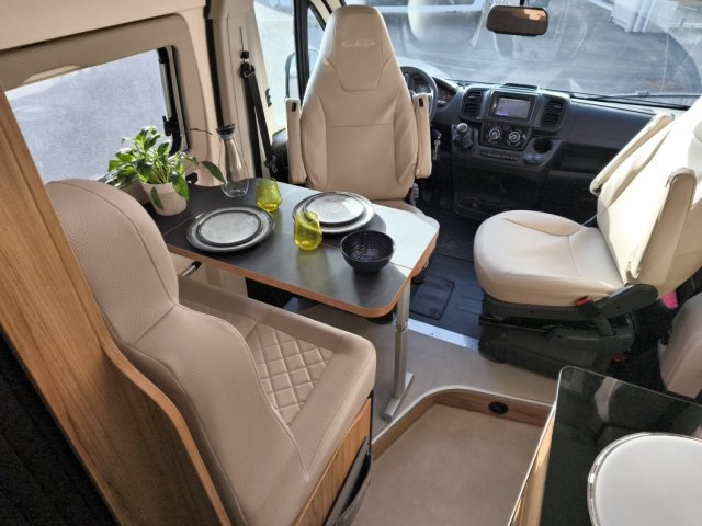 Font Vendome Leader Camp Duo - Photo 8