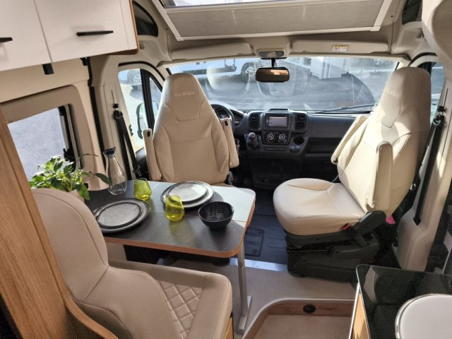 Font Vendome Leader Camp Duo - Photo 9