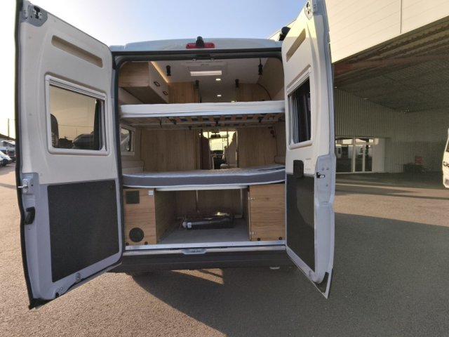 Font Vendome Leader Camp Duo - Photo 24