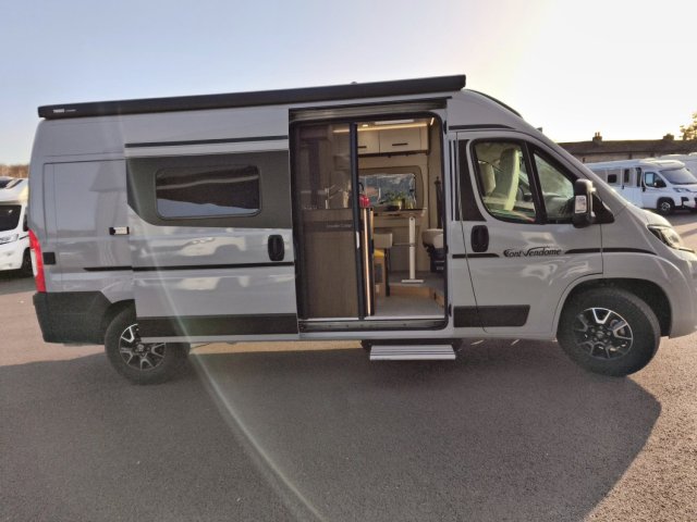 Font Vendome Leader Camp Duo - Photo 4