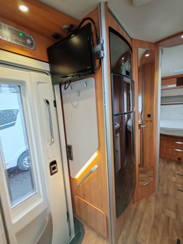 Hymer B 698 - Photo 4
