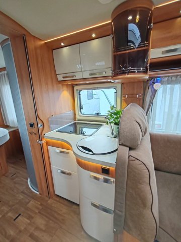 Hymer B 698 - Photo 6
