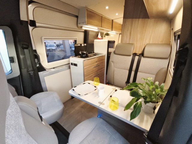 Hymer Camper Vans / Hymercar Grand Canyon S - Photo 7