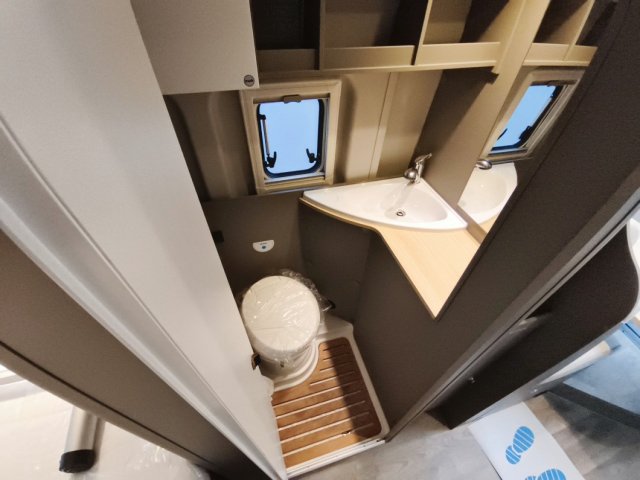 LMC Innovan 600 - Photo 14