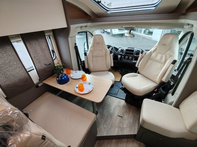 LMC Tourer H 663 G 70eme Anniversaire - Photo 4