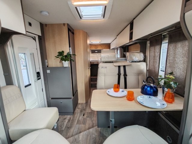 LMC Tourer H 663 G 70eme Anniversaire - Photo 6