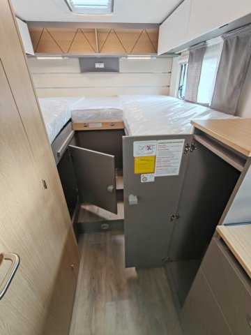 LMC Tourer H 663 G 70eme Anniversaire - Photo 11