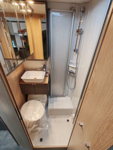 LMC Tourer H 663 G 70eme Anniversaire - Photo 15