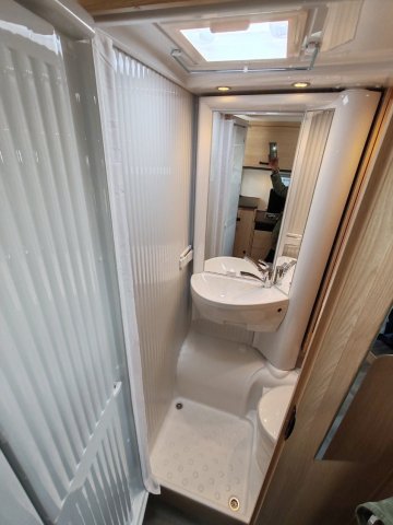 Sunlight V 66 Adventure Edition - Photo 5