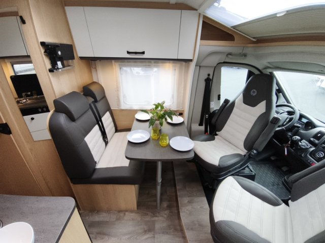 Sunlight V 66 Adventure Edition - Photo 5