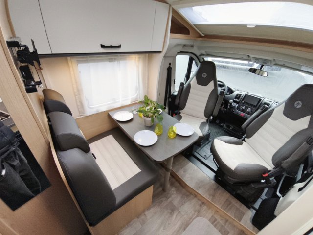 Sunlight V 66 Adventure Edition - Photo 6