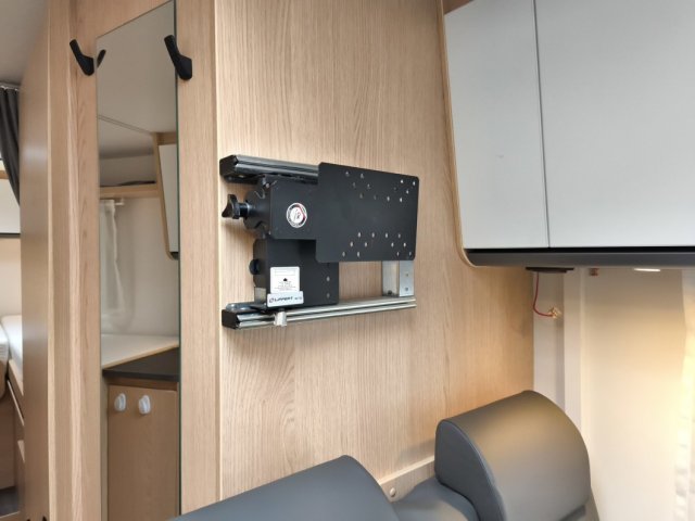 Sunlight V 66 Adventure Edition - Photo 16