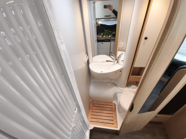 Sunlight V 67S ADVENTURE EDITION - Photo 10