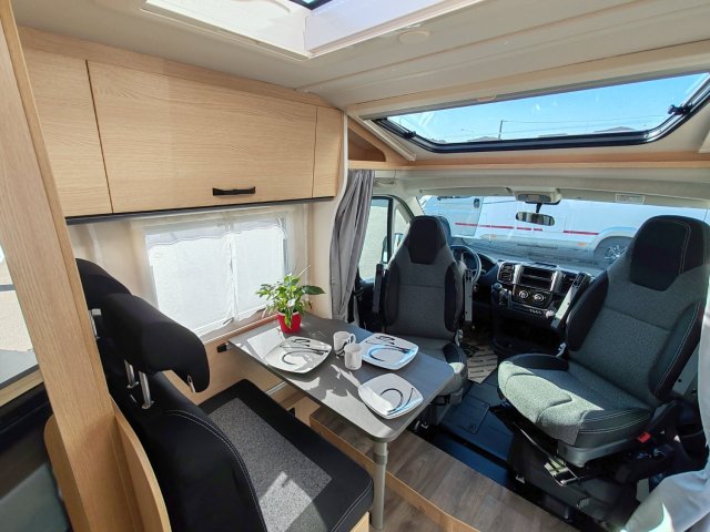 Sunlight V 69 - Photo 2