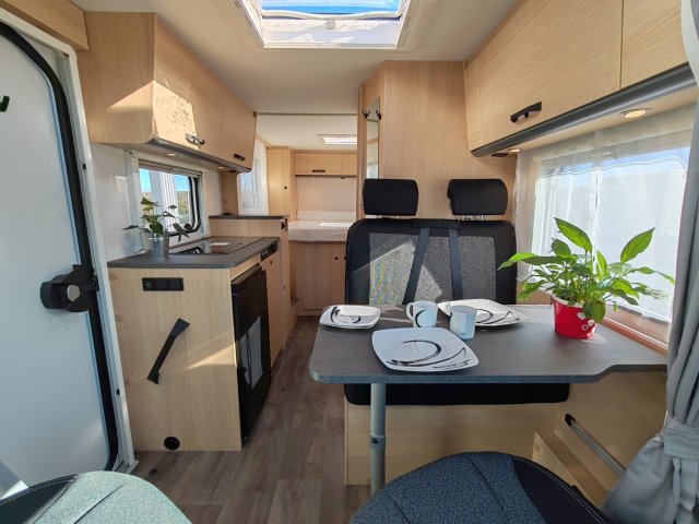 Sunlight V 69 - Photo 3