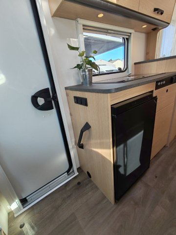 Sunlight V 69 - Photo 4