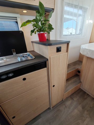 Sunlight V 69 - Photo 6