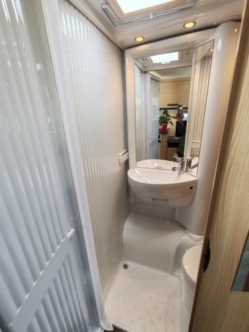 Sunlight V 69 - Photo 8