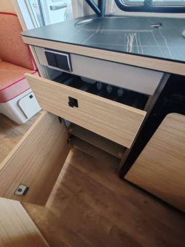 Eriba Touring 430 Tango Red - Photo 8