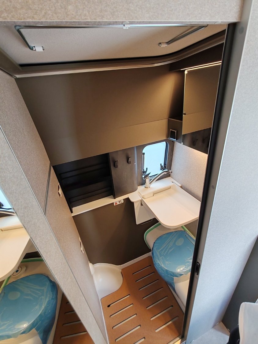 Hymer Camper Vans / Hymercar Grand Canyon S 