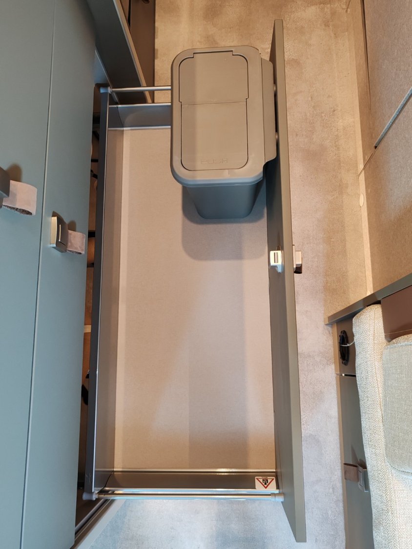 Hymer Camper Vans / Hymercar Grand Canyon S 