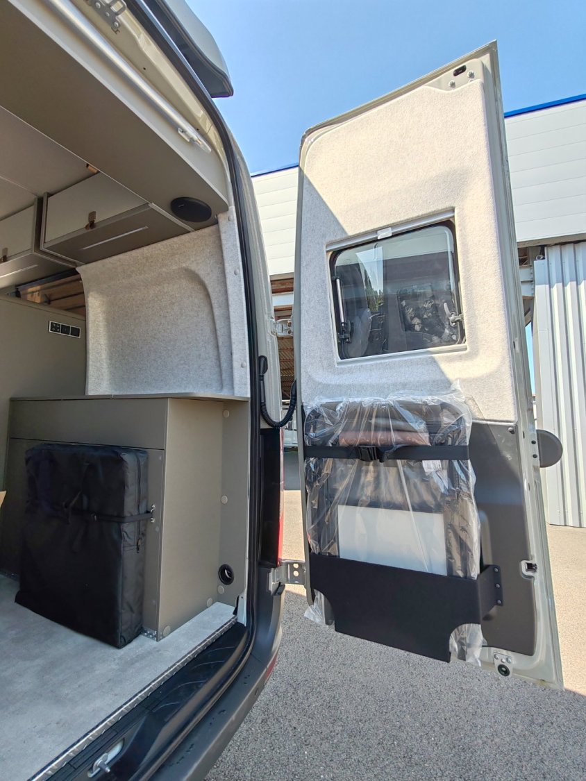 Hymer Camper Vans / Hymercar Grand Canyon S 