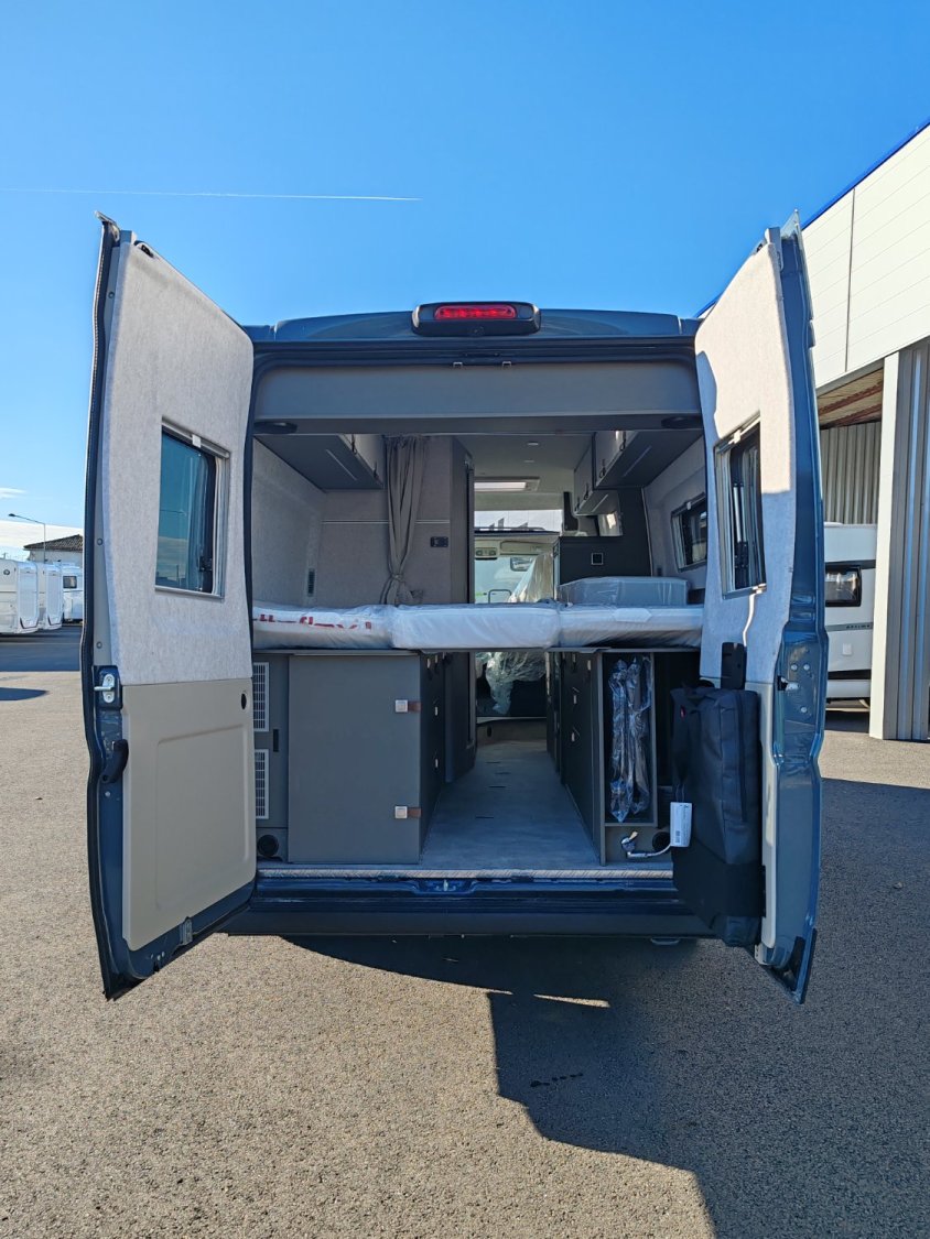 Hymer Camper Vans / Hymercar Yellowstone 